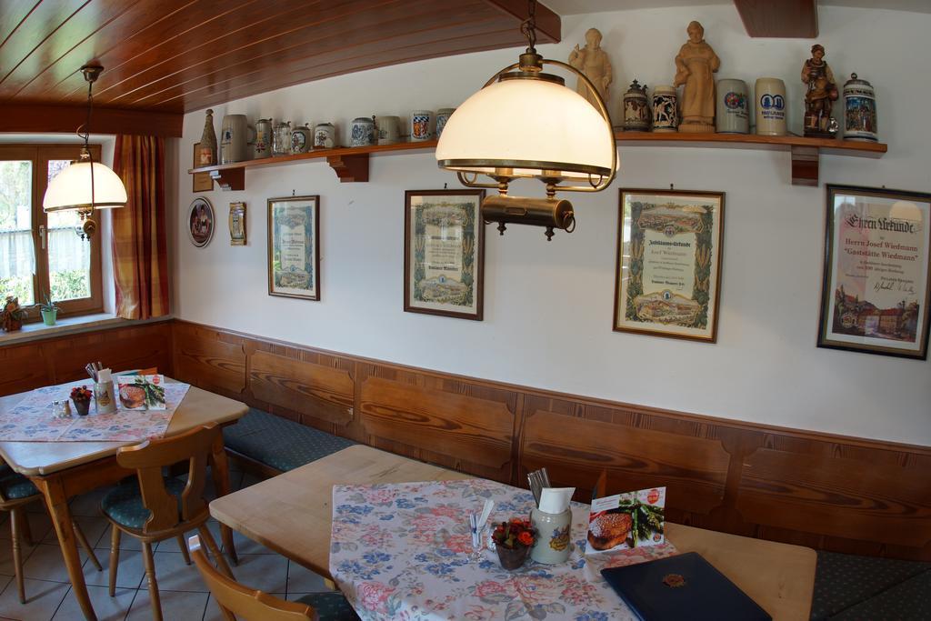 Gasthaus Und Landhotel Wiedmann Eresing Extérieur photo