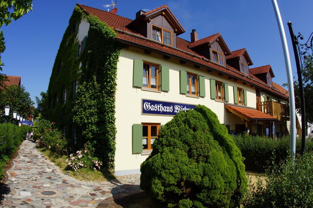 Gasthaus Und Landhotel Wiedmann Eresing Extérieur photo
