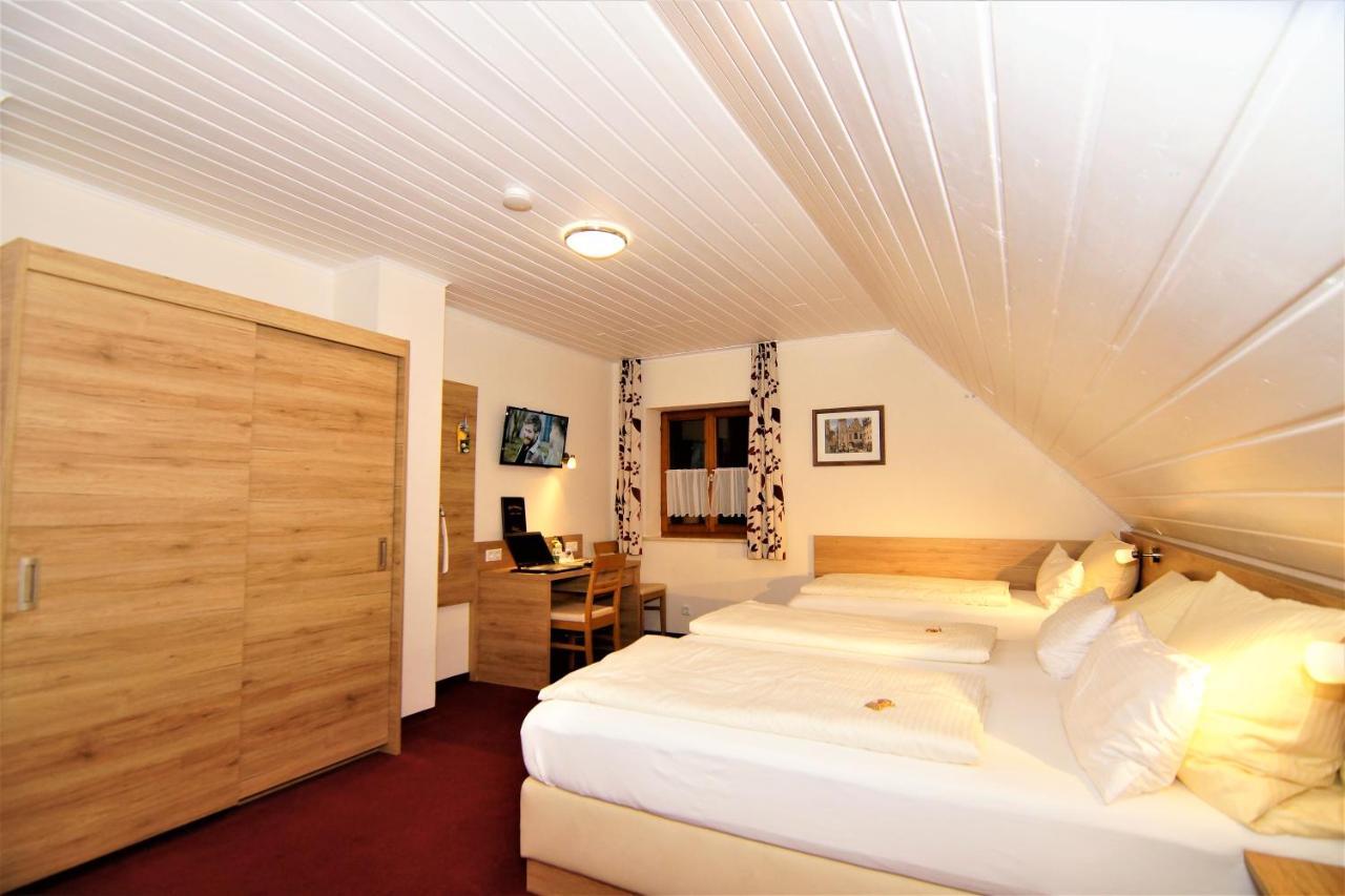 Gasthaus Und Landhotel Wiedmann Eresing Extérieur photo