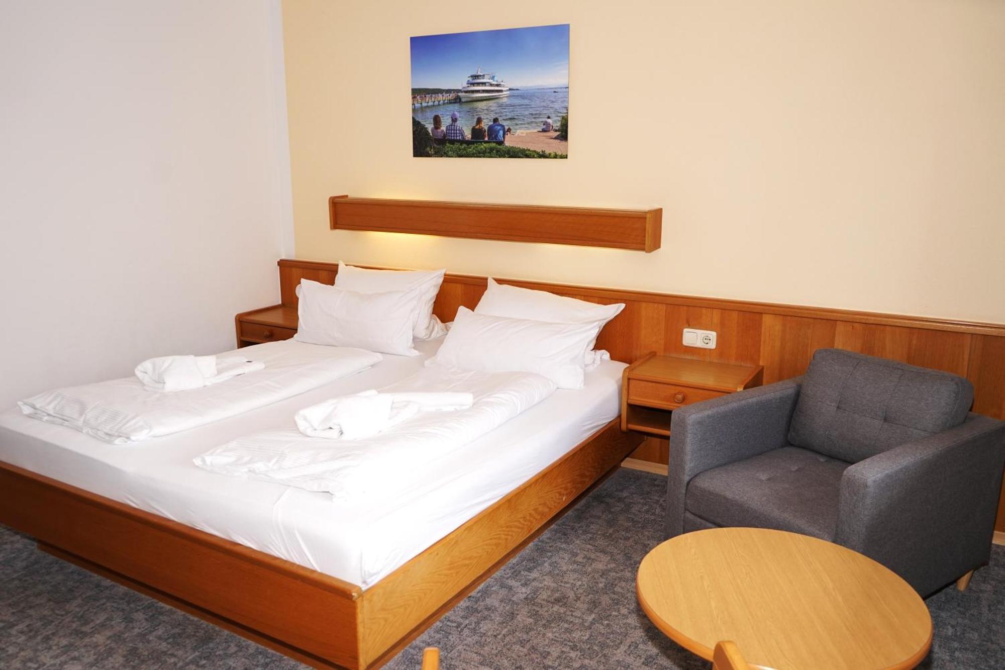 Gasthaus Und Landhotel Wiedmann Eresing Extérieur photo