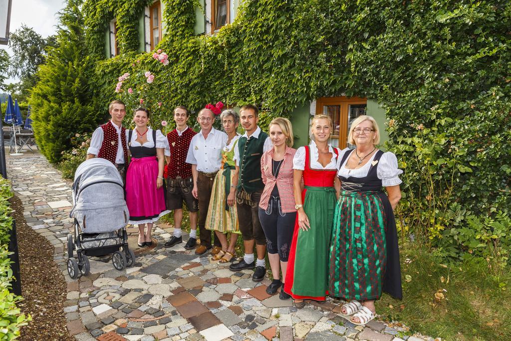 Gasthaus Und Landhotel Wiedmann Eresing Extérieur photo